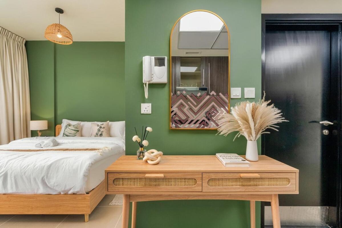 Nature-themed With 4k Projector Apartment *